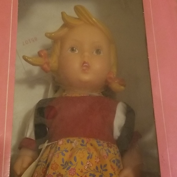 Vintage Hummel Boxed Dolls - Picture 3 of 7